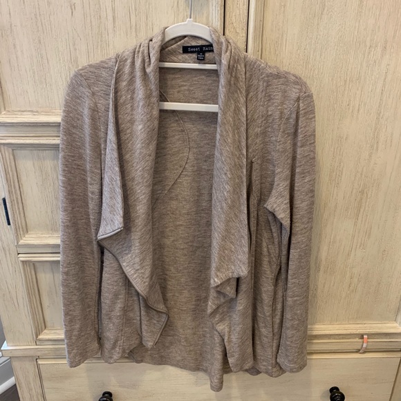 Cardigan - Picture 2 of 3